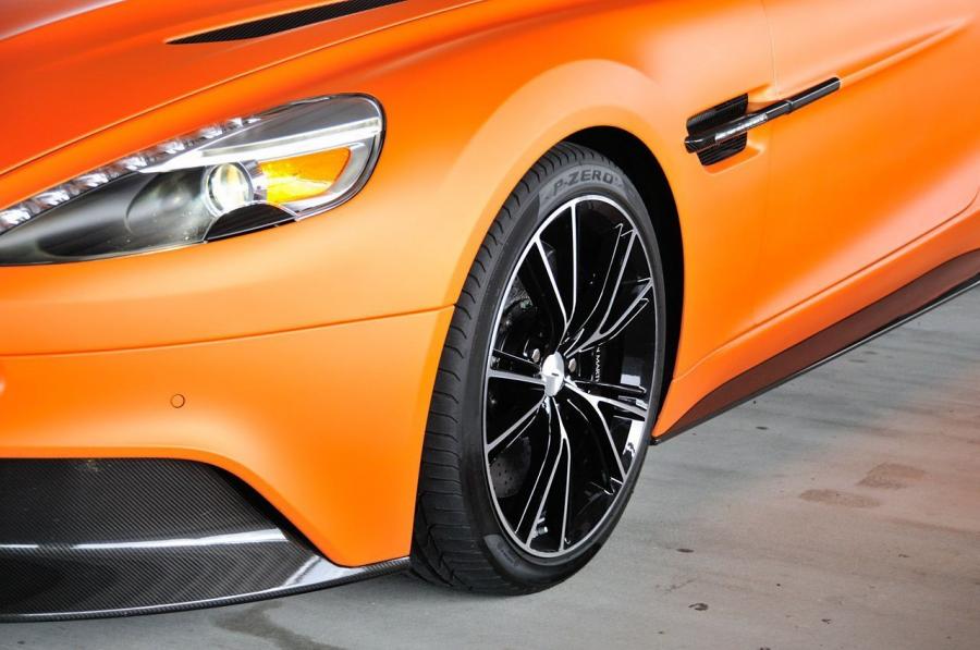 Детали экстерьера Aston Martin Vanquish 2012 года  (NA) (фото 85 из 182)